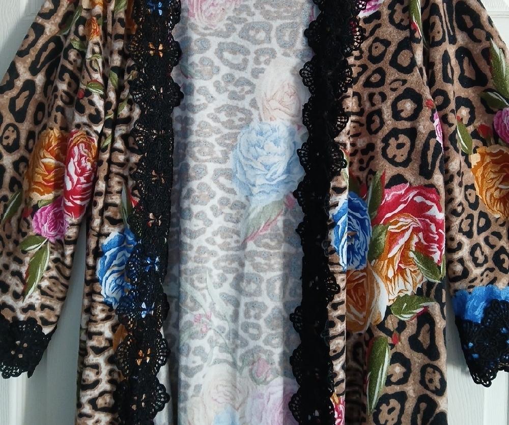 Fashion Bug Multicolor Floral Leopard Robe - Picture 7 of 7